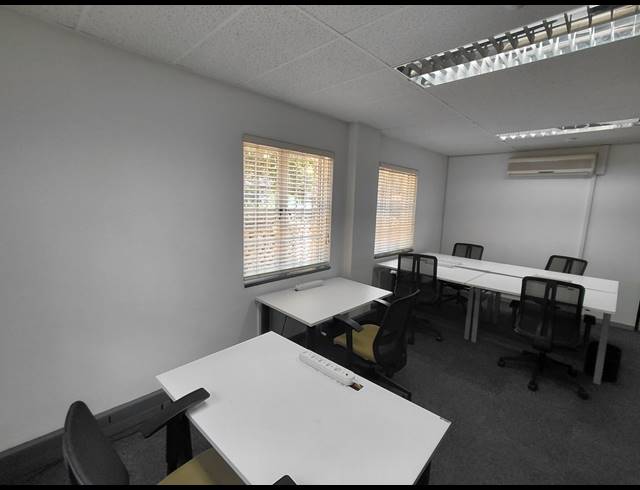 45M² OFFICE TO LET IN BRYANSTON